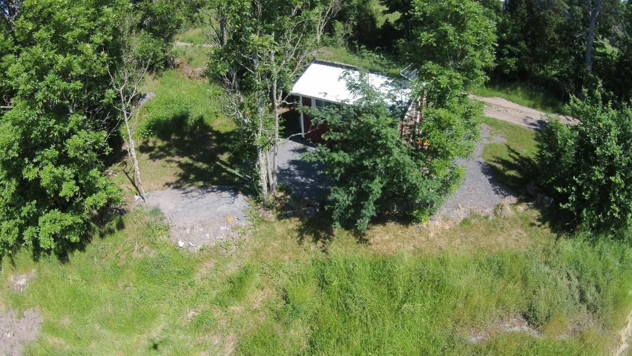 Liten Enklare Klimatsmart Stuga I Roslagen Östhammar 외부 사진